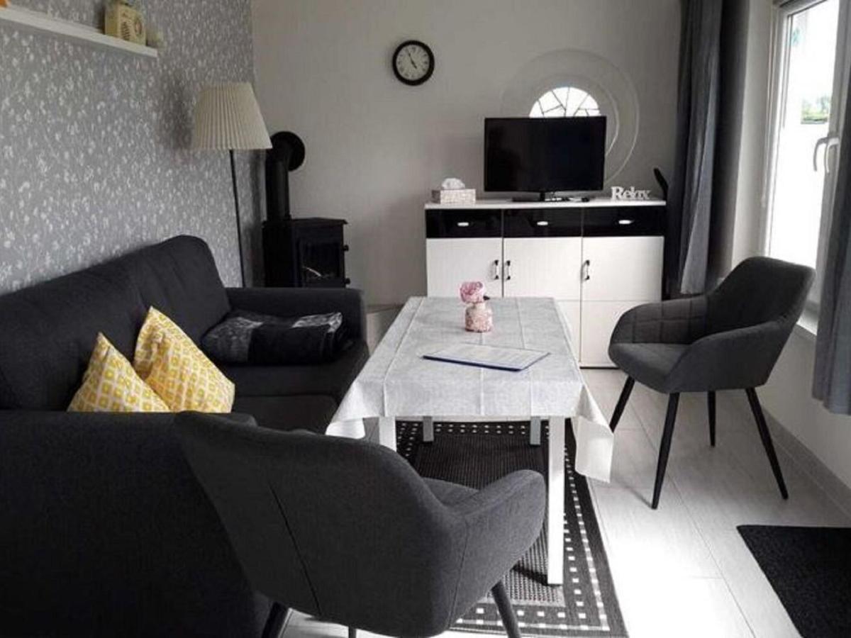 Serene Bungalow In Neubukow With Garden Extérieur photo